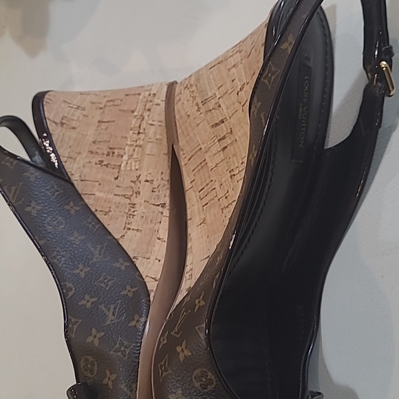 Louis Vuitton Monogram Leather Wedges 40 - Picture 16 of 17